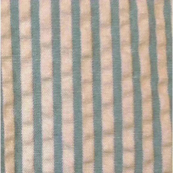 L.L. Bean Women's Seersucker 100% Cotton Blue/Wht Buttondown Sz M Preppy Top - Picture 4 of 5